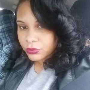 Meet your Posher, Tandeka